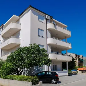 Neva Apartment Split